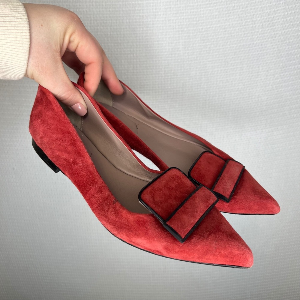 Ramona Red‎ Suede Pointed Toe Buckle Flats Made in Italy Size 38 US 7.5 22 00